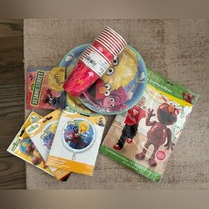 Elmo birthday party decor for 16